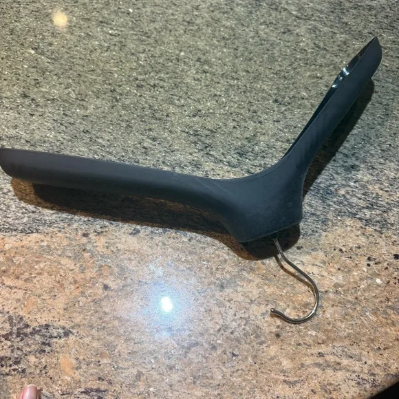 Brioni Luxury Suit Hanger Black Wide Shoulder Designer Coat Jacket Hanger - Picture 2 of 5